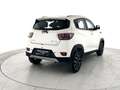 Mahindra KUV100 1.2 K8 Weiß - thumbnail 3