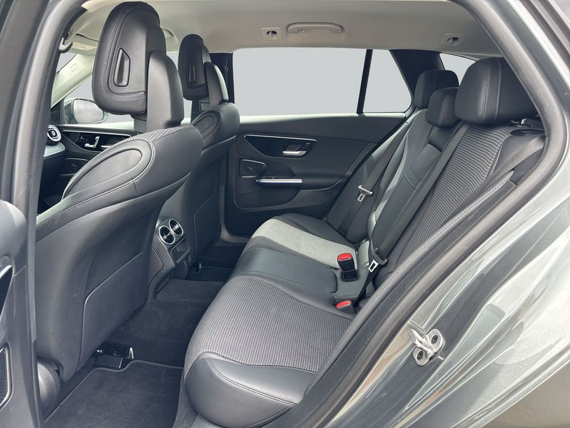 Mercedes-Benz C 300 C-Klasse — photo 11