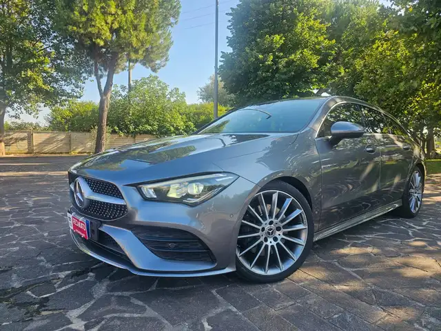 Mercedes-Benz CLA 220 CLA Shooting Brake 220 PREMIUM