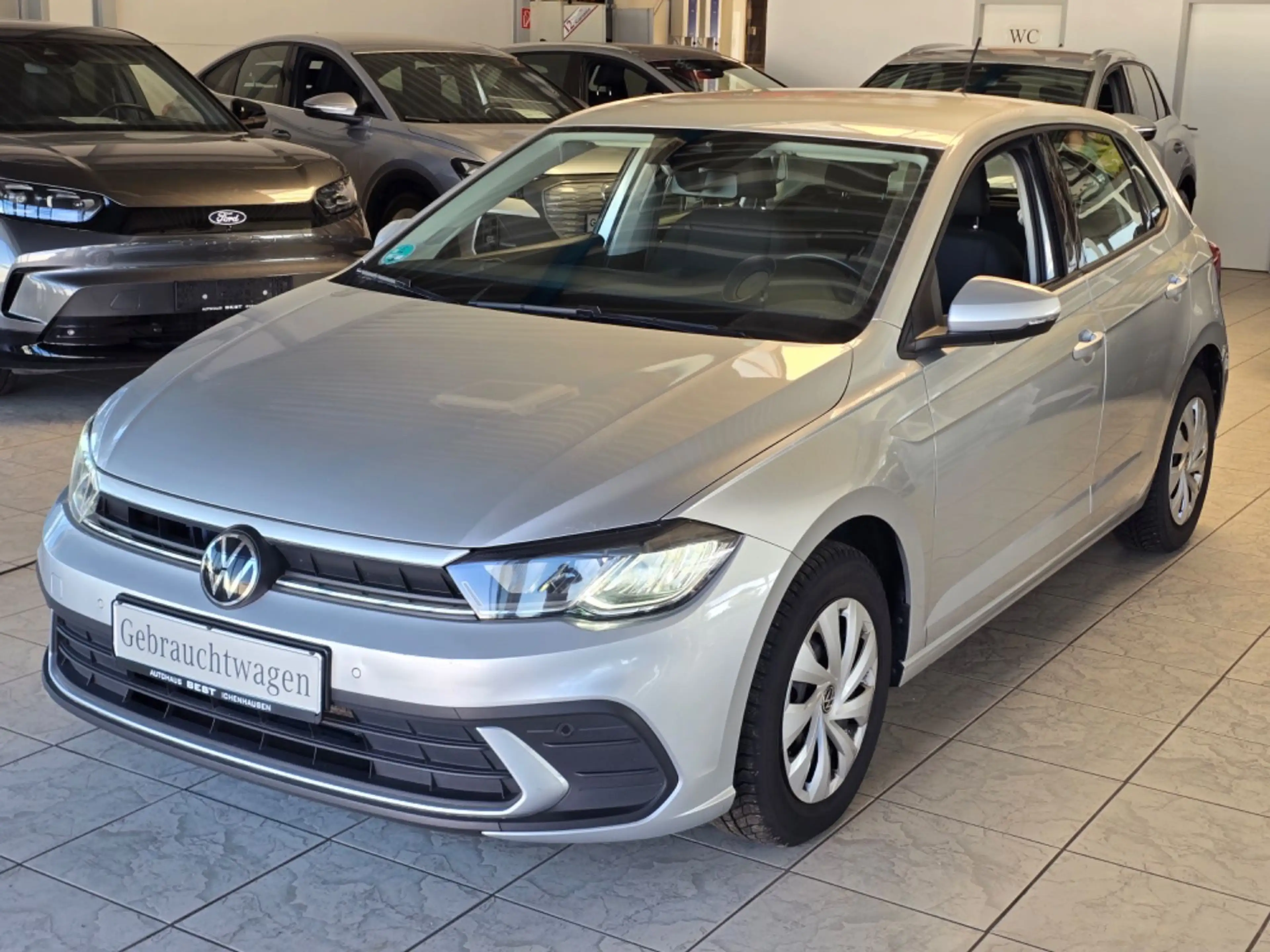 Volkswagen Polo VI 1.0 Life NAVI SHZ LED VIRTUAL MFL PDC