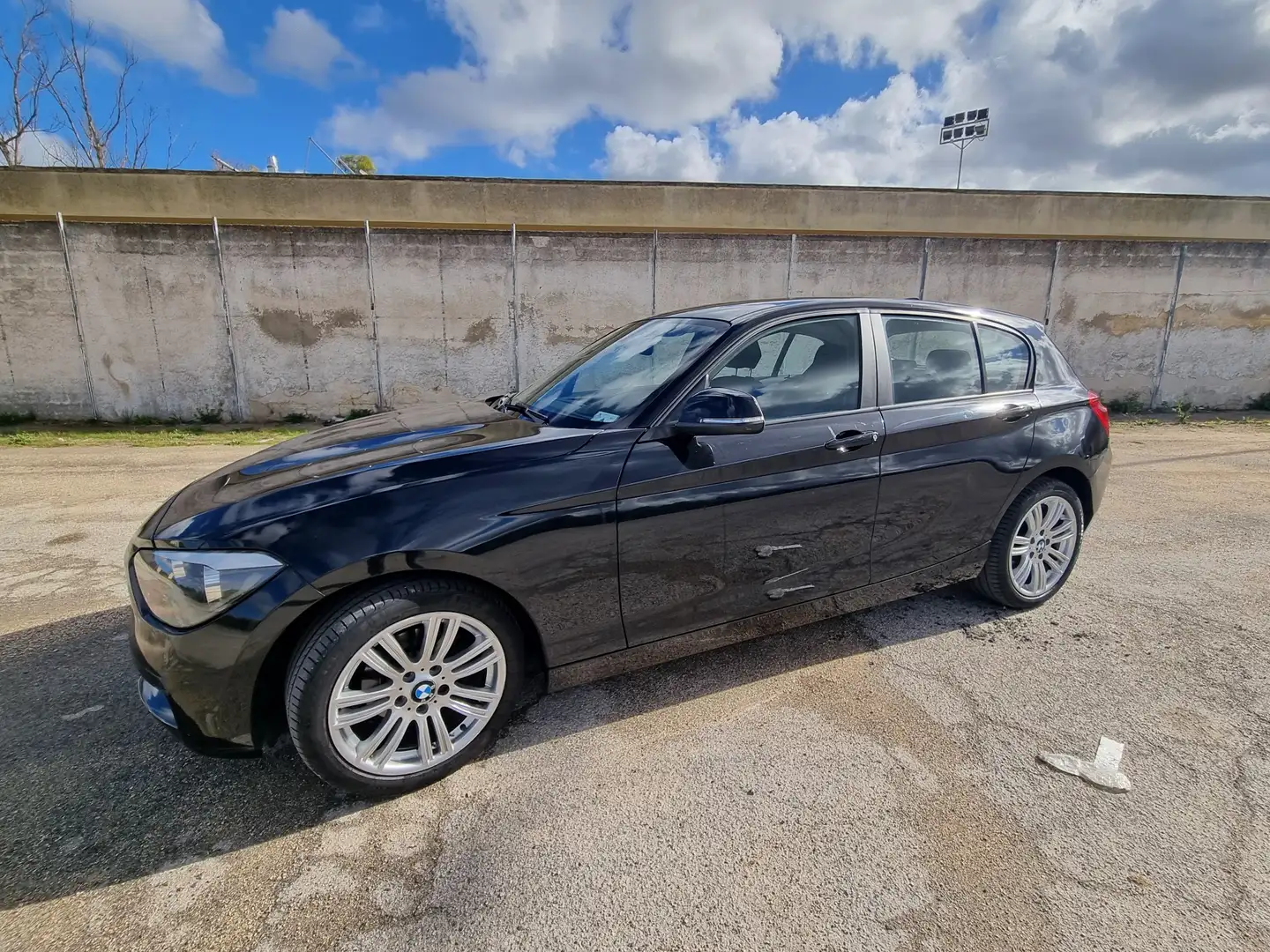 BMW 116 116d 5p Unique Nero - 1