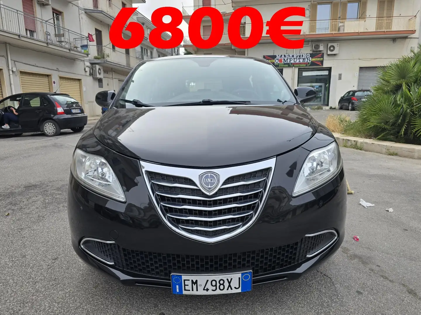 Lancia Ypsilon 1.2 69 CV 5 porte S&S Platinum Nero - 1