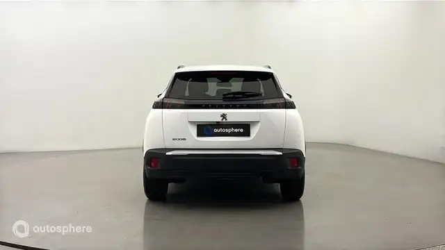 Peugeot 2008 view 6