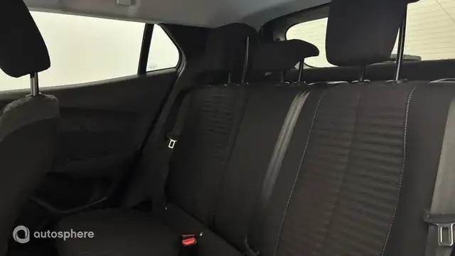 Peugeot 2008 view 13