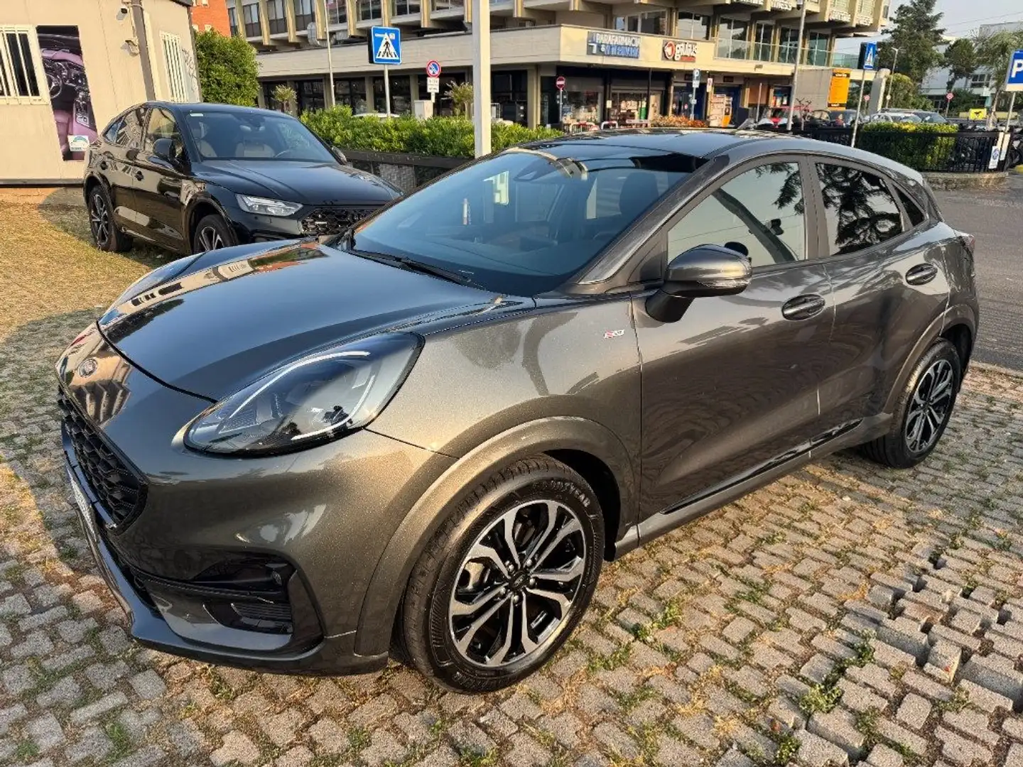 Ford Puma 1.0 EcoBoost Hybrid 125 CV S&S aut. ST-Line km cer Grigio - 2