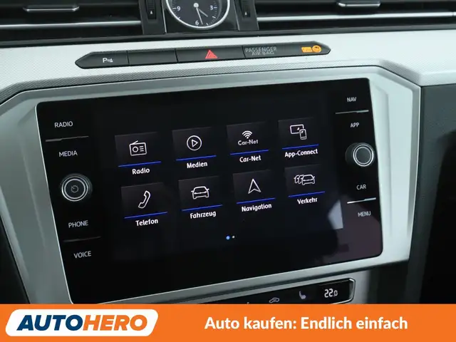 Volkswagen Passat view 13