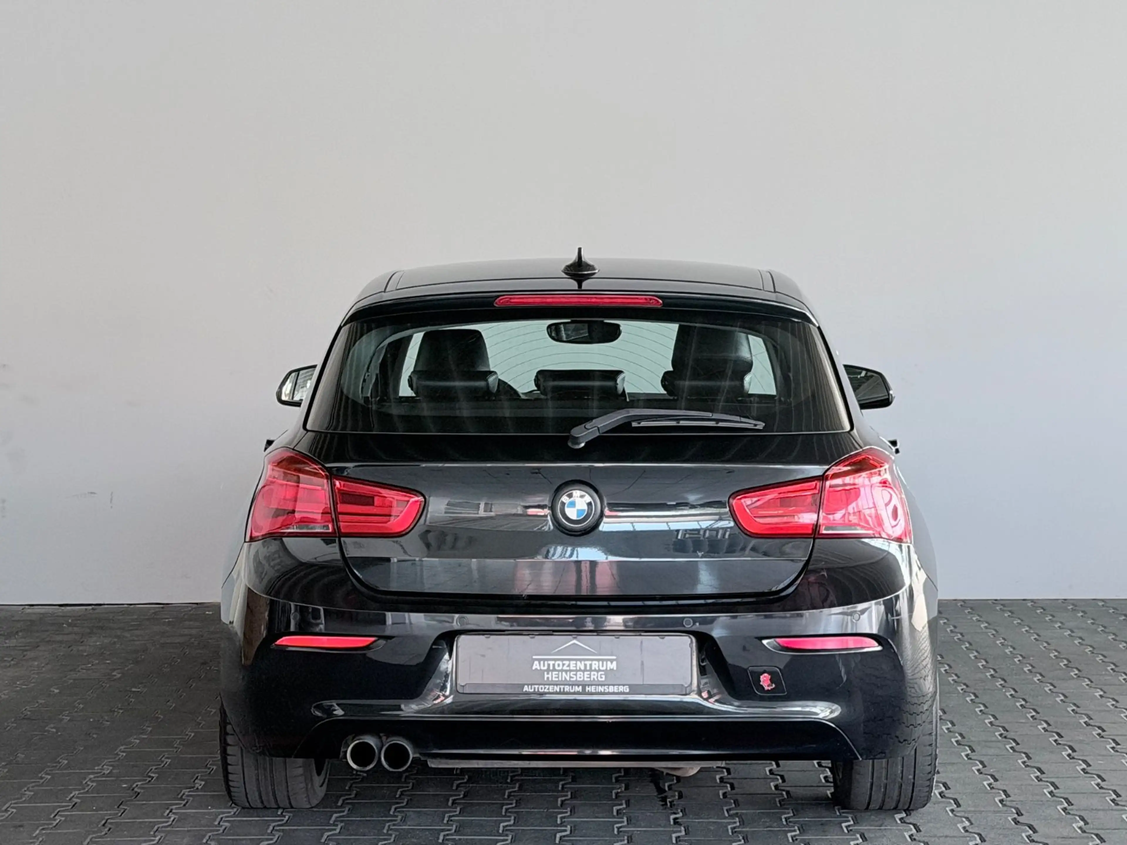 BMW 120 i Advantage Automatik — photo 3