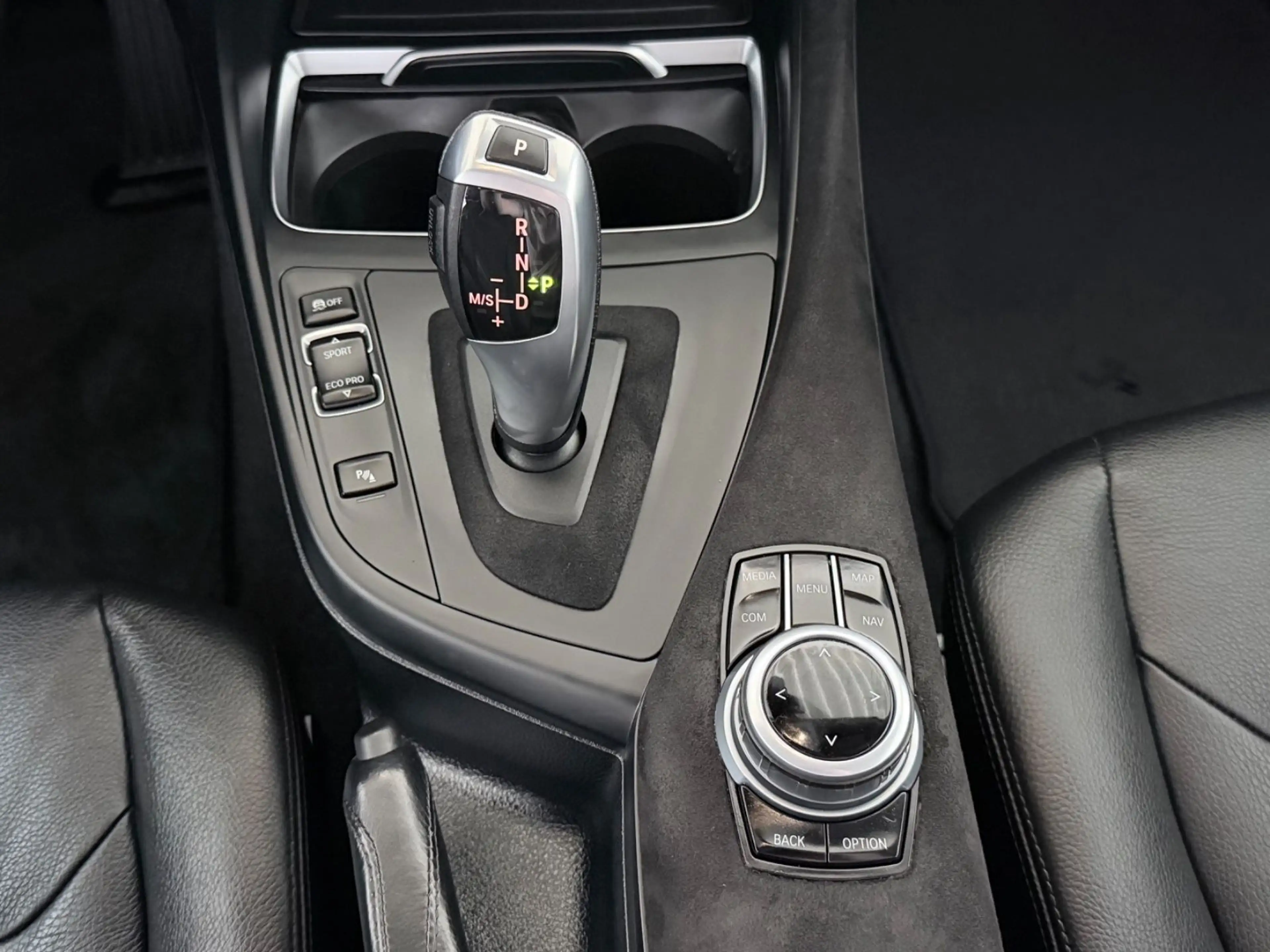 BMW 120 i Advantage Automatik — photo 11