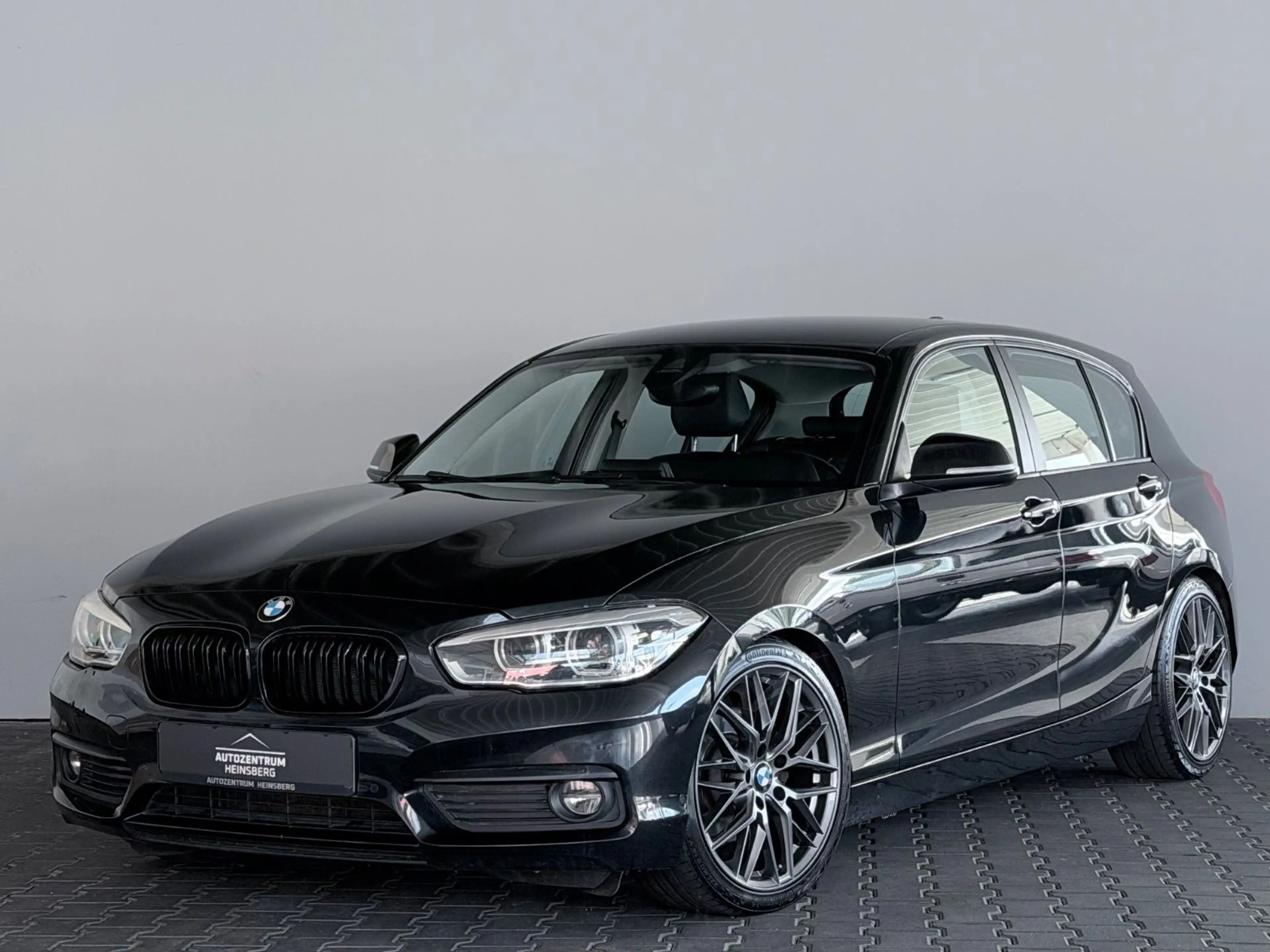 BMW 120 i Advantage Automatik