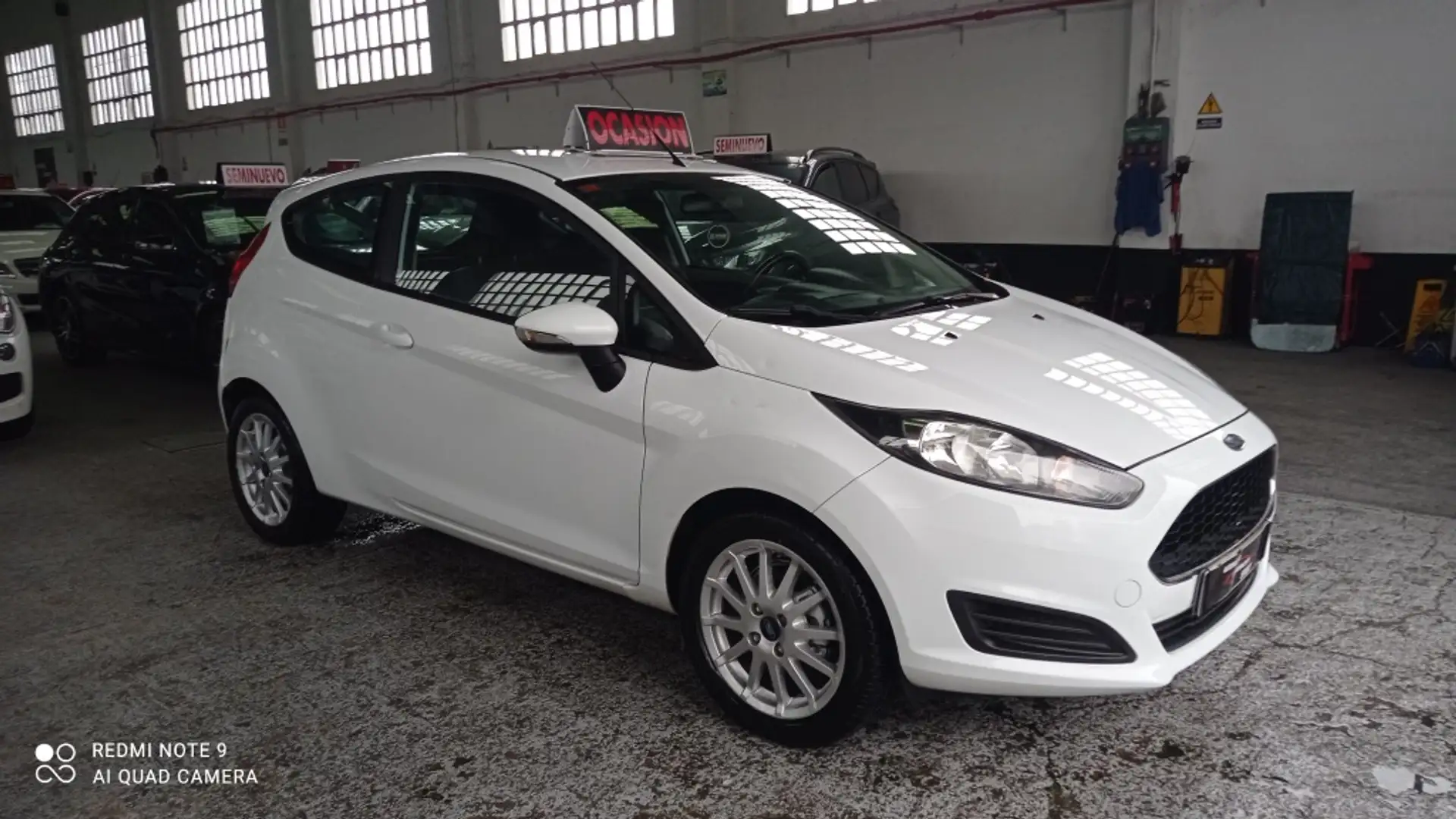 Ford Fiesta 1.5 TDCi Black & White Wit - 2