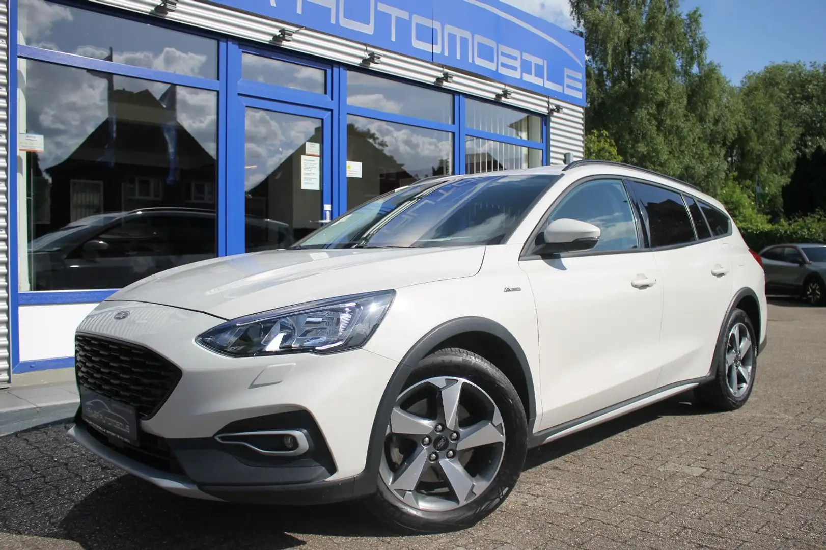 Ford Focus Turnier Active Automatik"Crossover"/ Kam. Blanc - 1