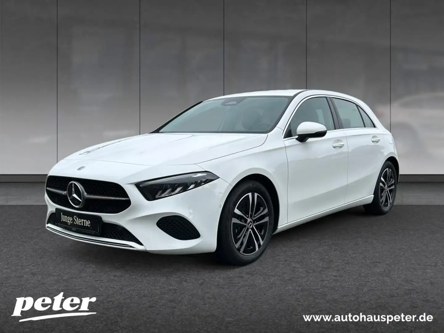 Mercedes-Benz A 180 Progressive/Advanced/7G/LED/Kamera/AHK/ Bílá - 1