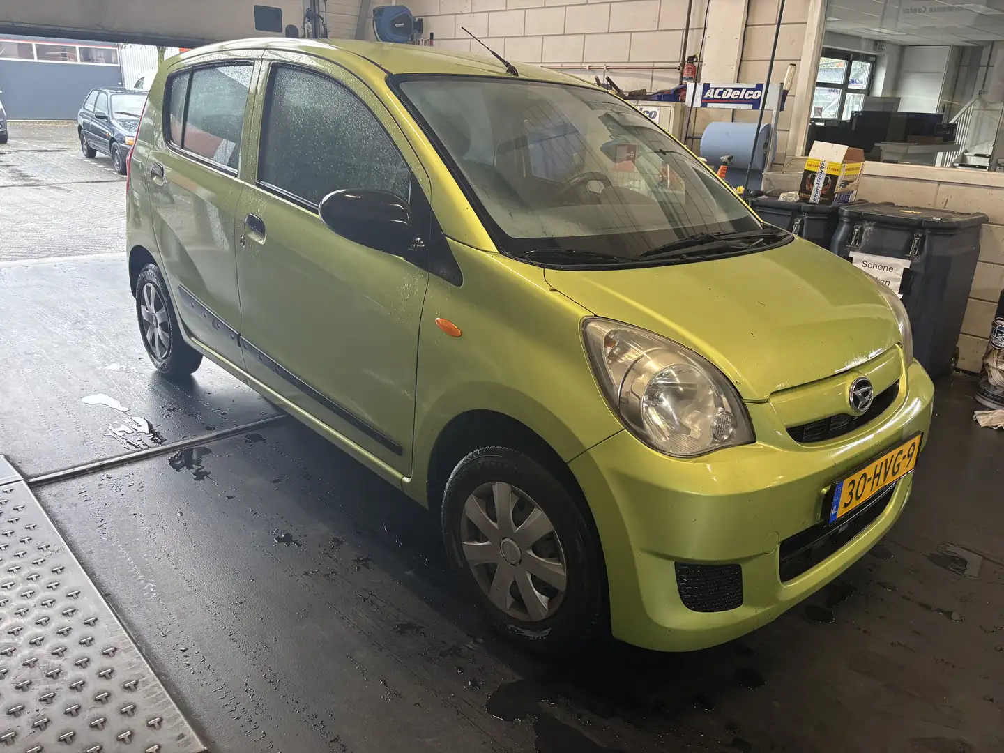 Daihatsu Cuore - 1