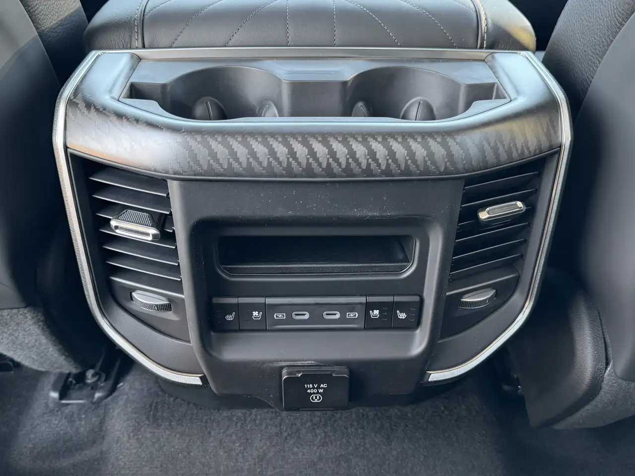 RAM 1500 fotografie RAM 1500