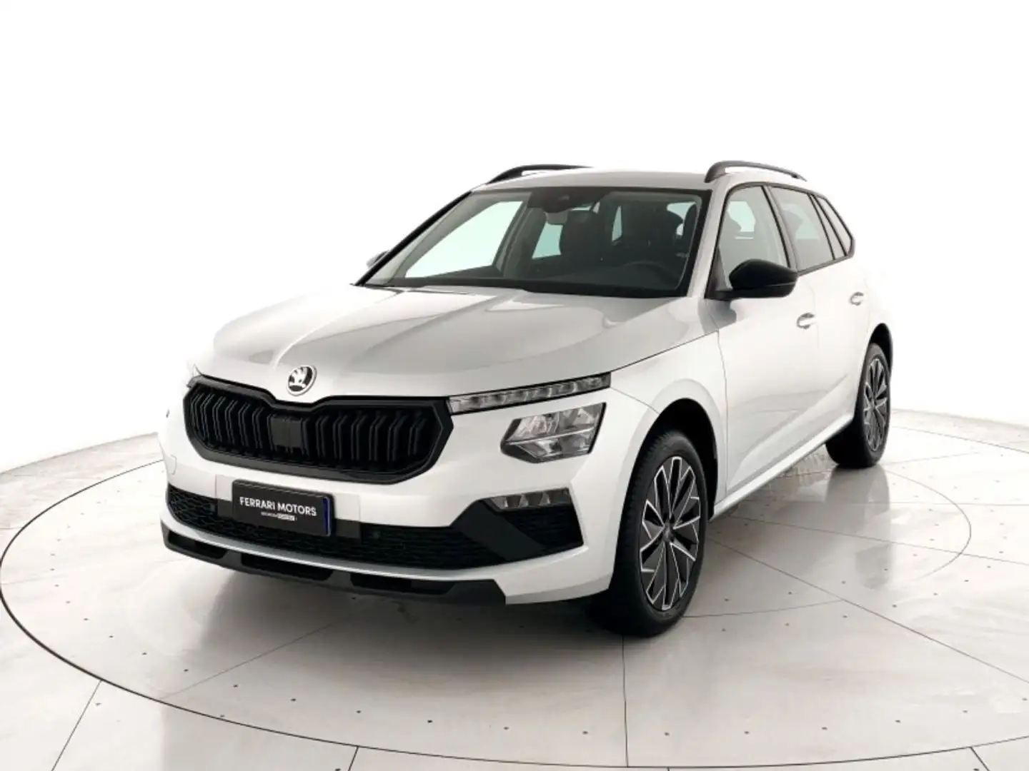 Skoda Kamiq 1.0 tsi Black Dots 115cv dsg Argento - 1