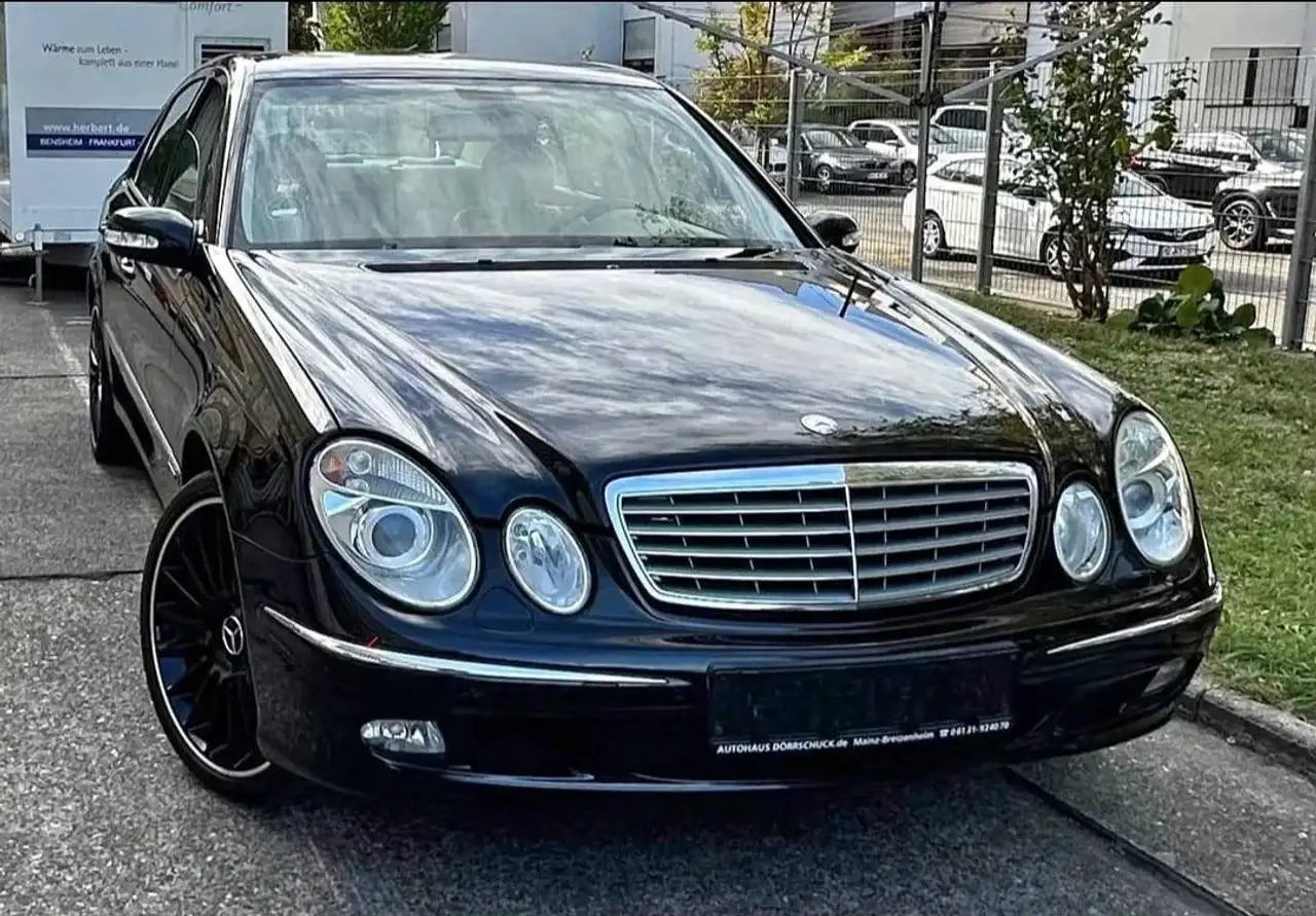 Mercedes-Benz E 200 E 200 Kompressor Automatik Elegance — photo 1 of 13