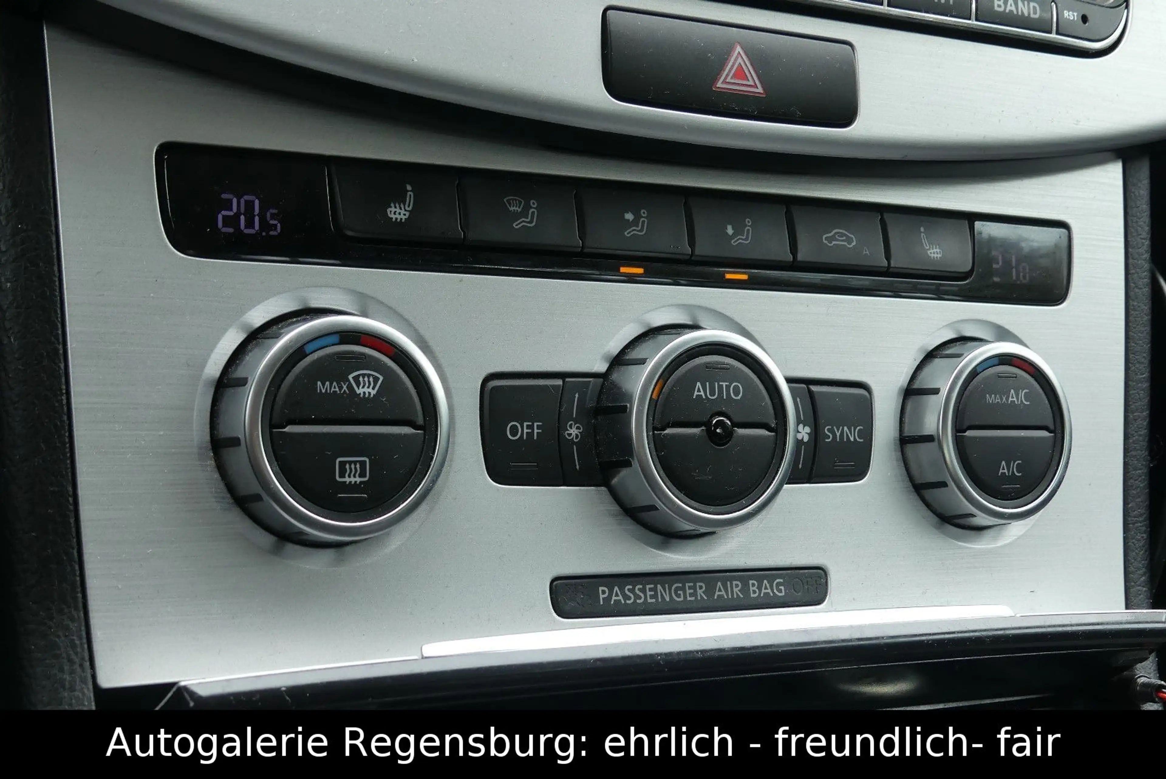 Volkswagen CC **XENON*KAMERA*NAVI*TEMPOMAT*SITZHZ** — photo 17