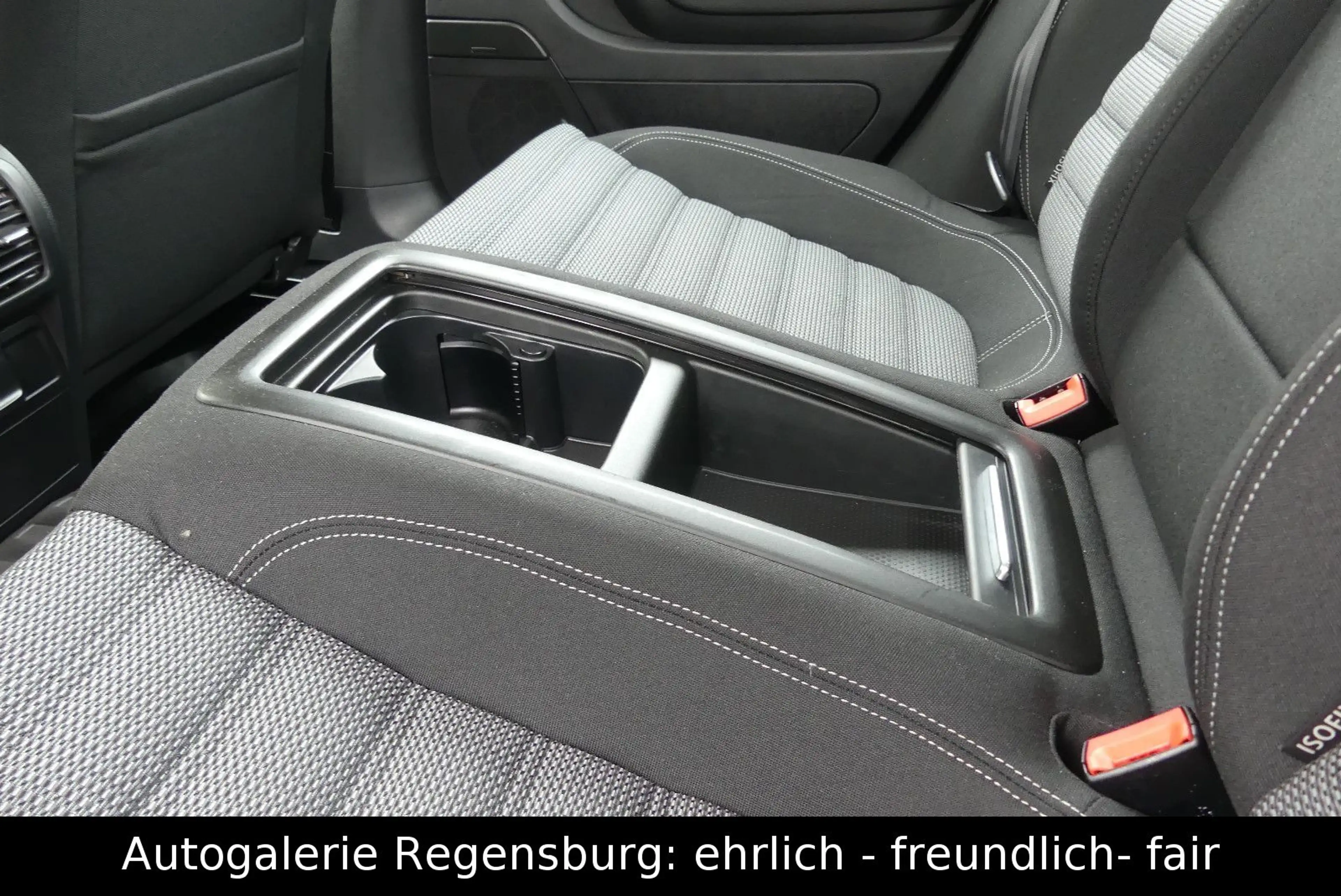 Volkswagen CC **XENON*KAMERA*NAVI*TEMPOMAT*SITZHZ** — photo 12
