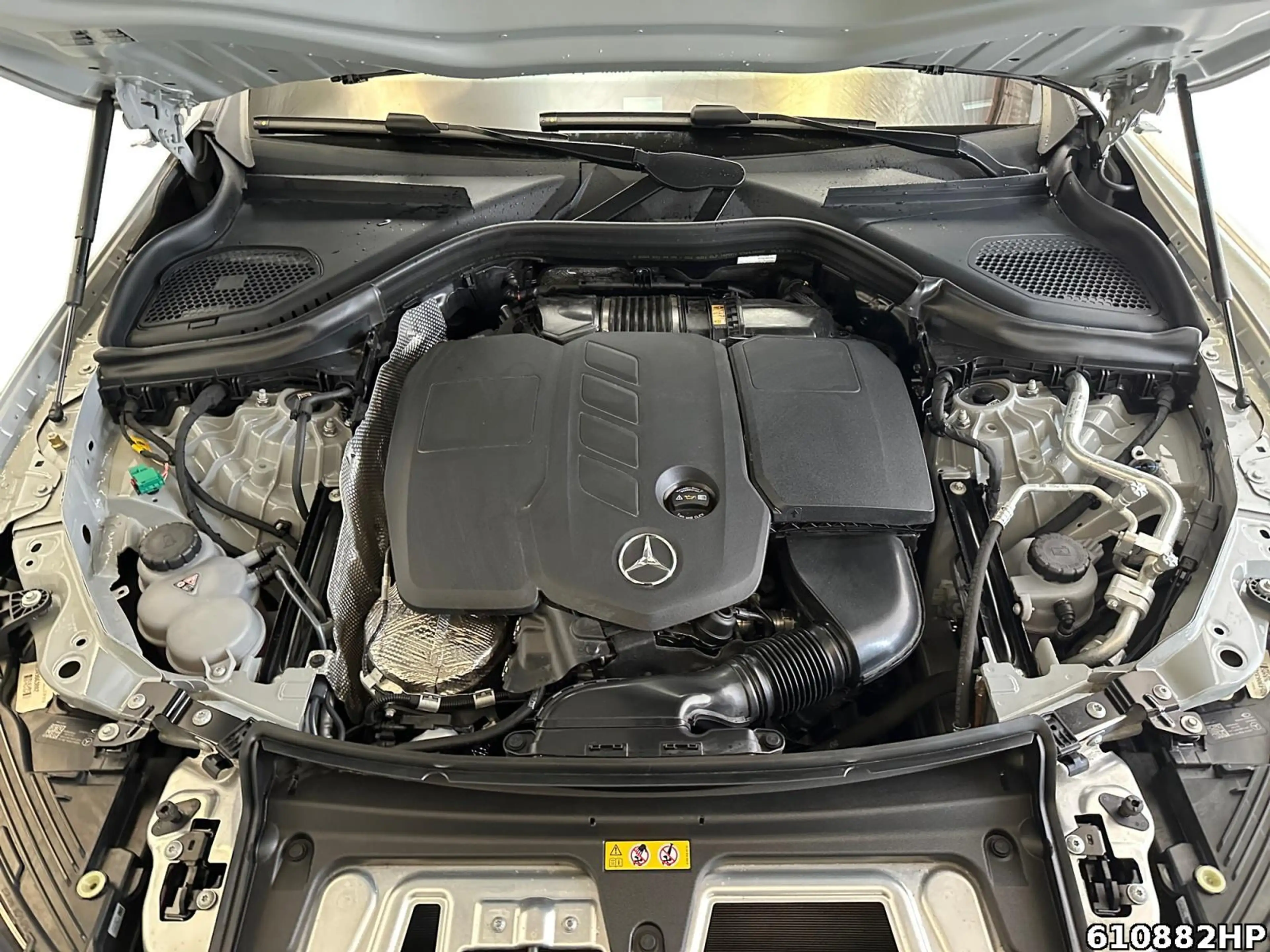 Mercedes-Benz GLC 300 de 4M AMG AHK Distronic Burmester 360° — photo 7