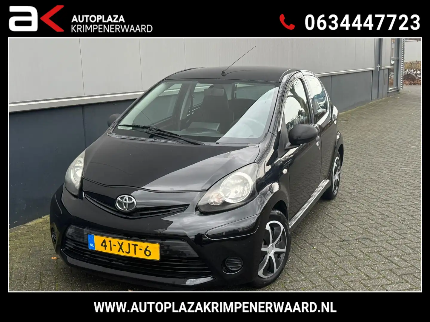 Toyota Aygo 1.0 VVT-i Comfort Airco CARPLAY Nieuwe apk Nap Zwart - 1