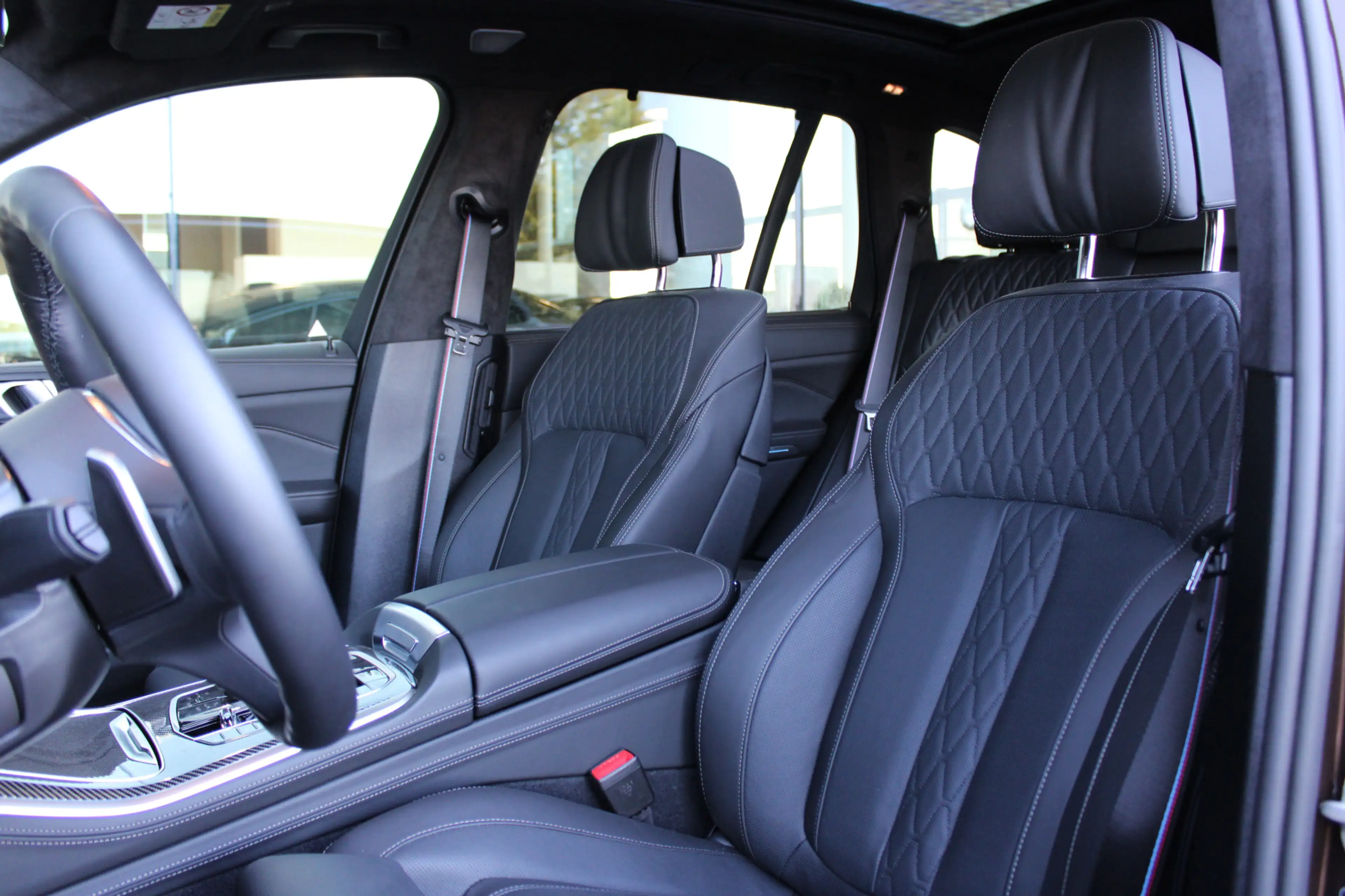 BMW X5 xDrive50e M Sport Automaat / Trekhaak / Panoramada — photo 2