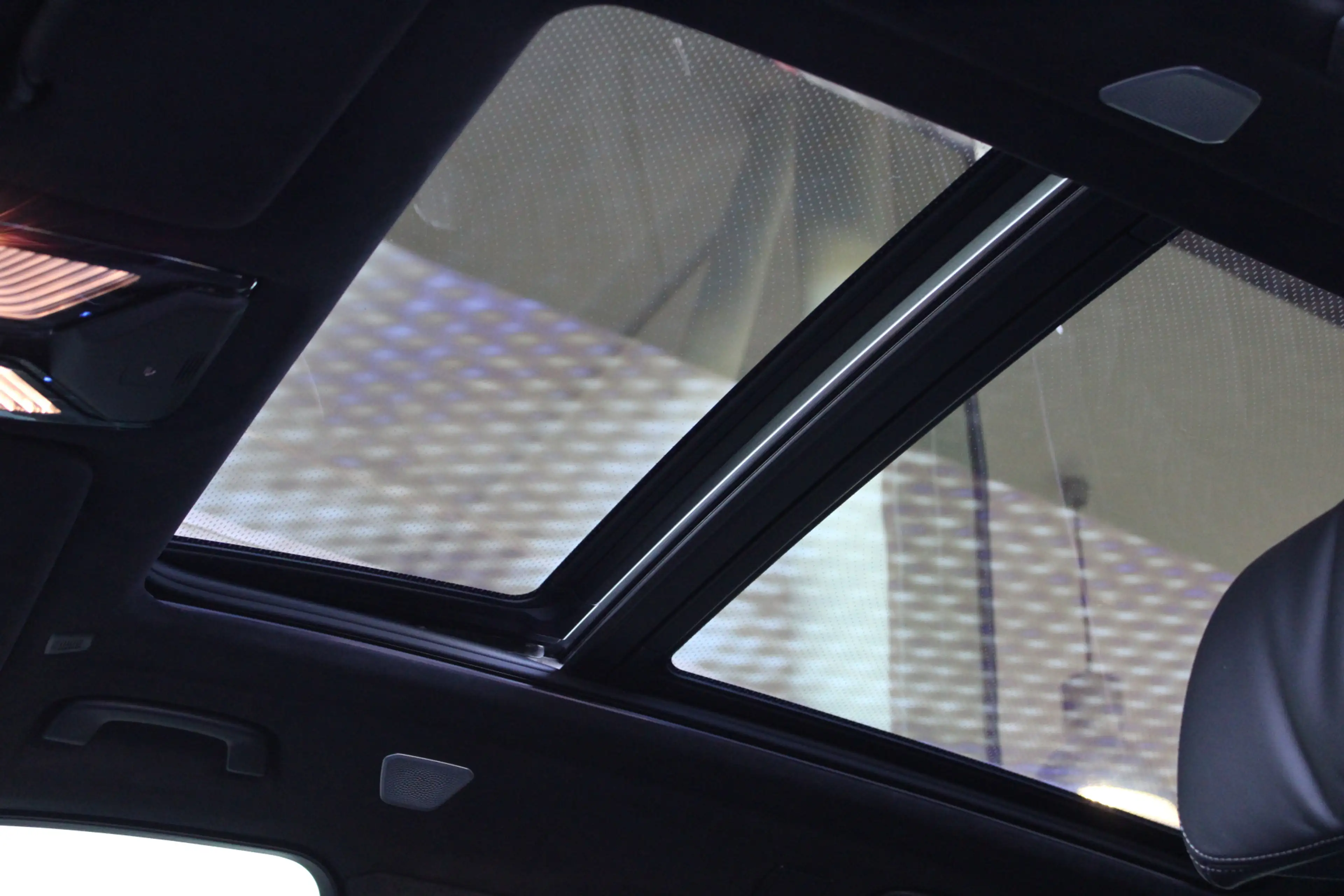 BMW X5 xDrive50e M Sport Automaat / Trekhaak / Panoramada — photo 14