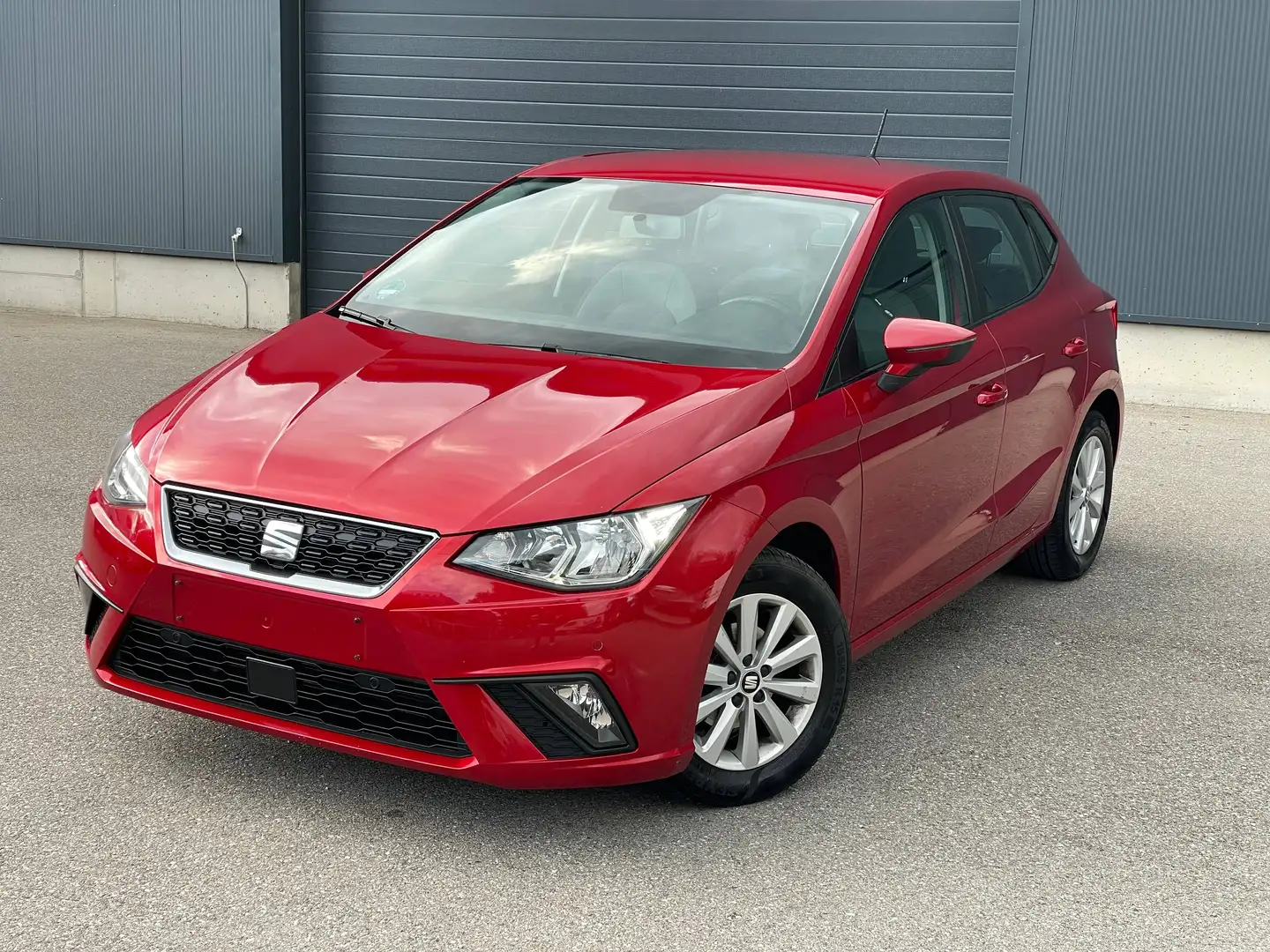 SEAT Ibiza 1.0 Style 70 kw, Euro-6 Rot - 1