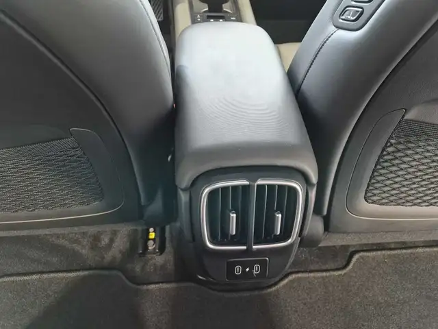 Hyundai IONIQ 6 view 13