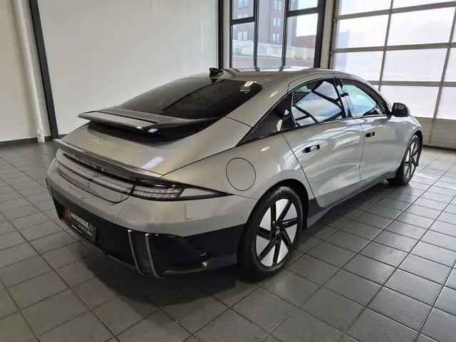 Hyundai IONIQ 6 view 5