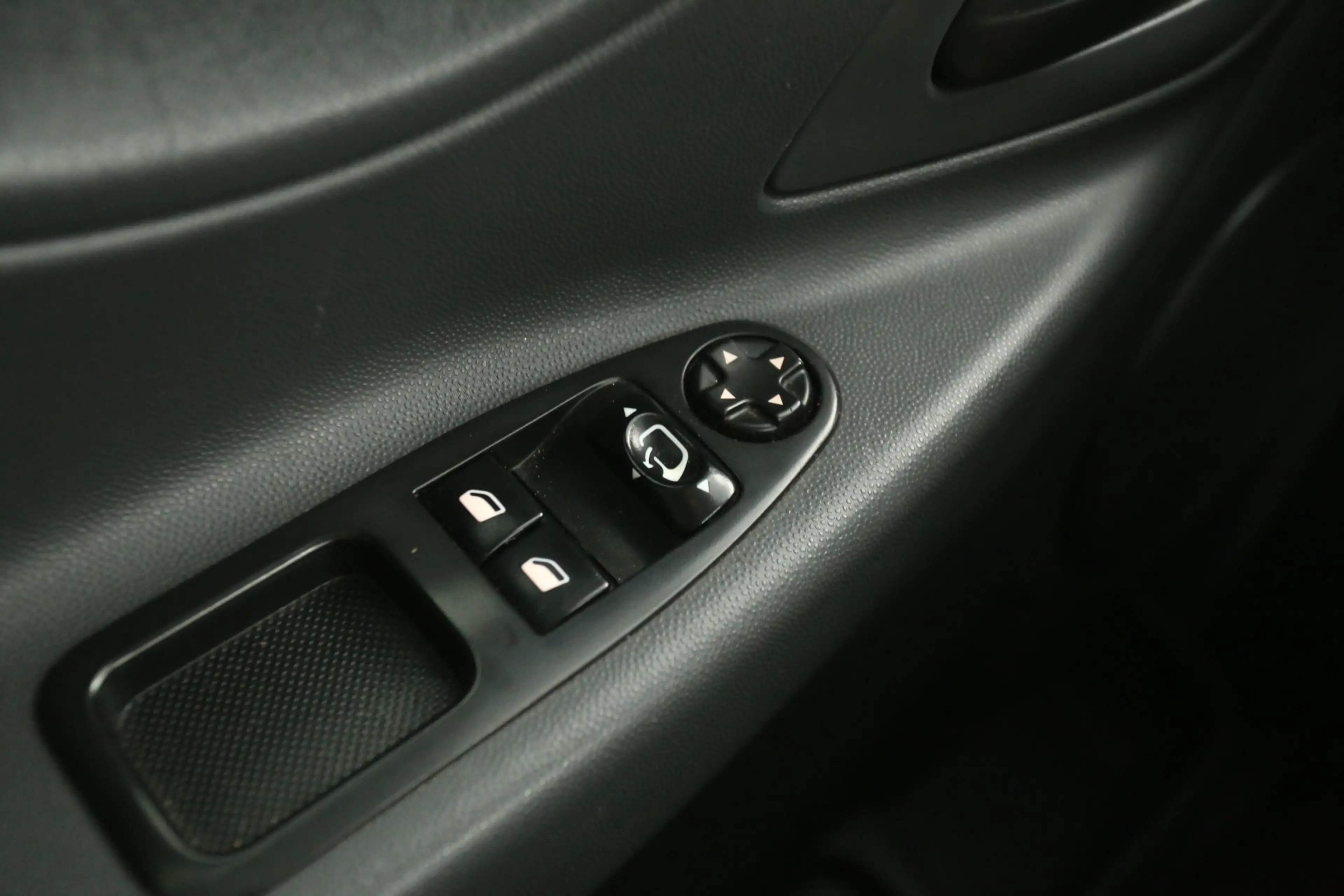 Peugeot Expert 2.0 HDI L2H1 | Airco | Cruise | 3 Zits | 2xSchuifd — photo 20
