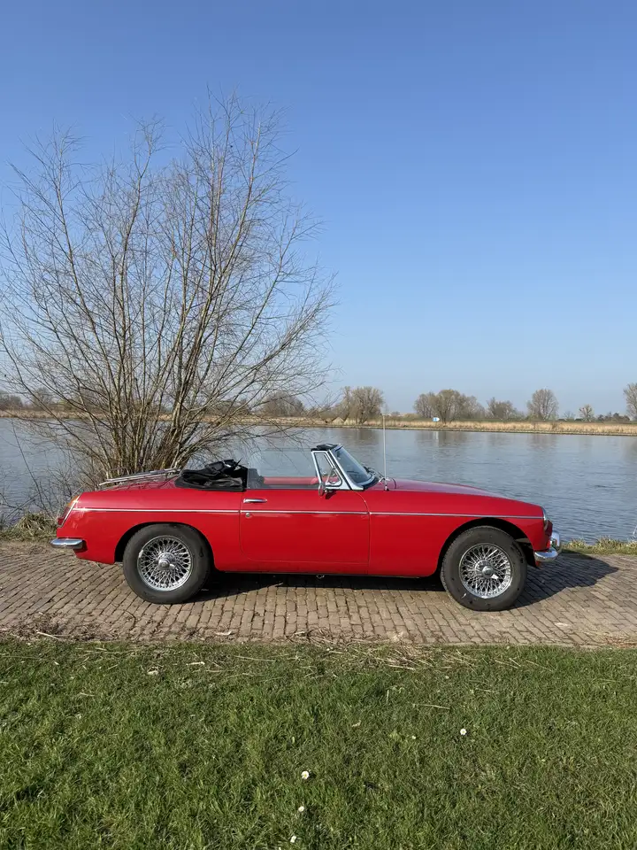 MG MGB Tourer, foto 2