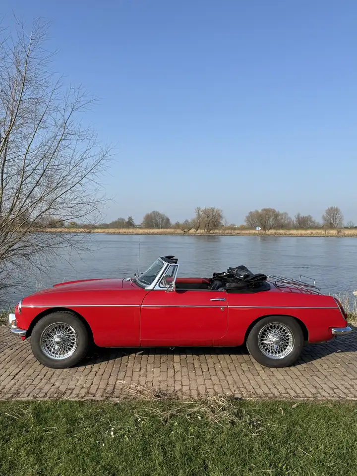 MG MGB Tourer, foto 3