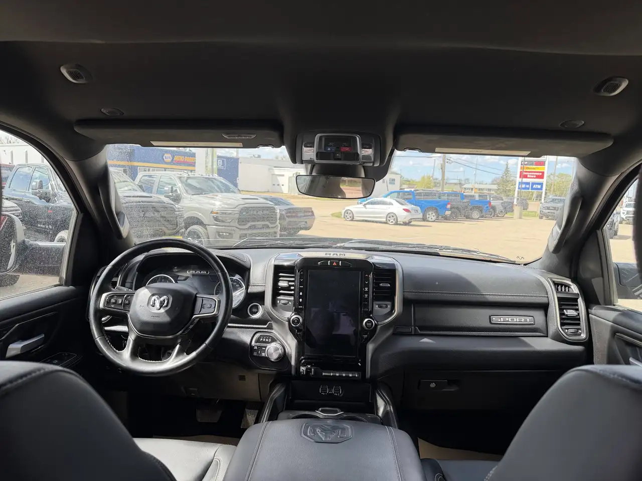 RAM 1500 снимка RAM 1500