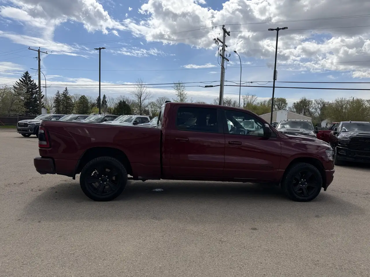 RAM 1500 снимка RAM 1500