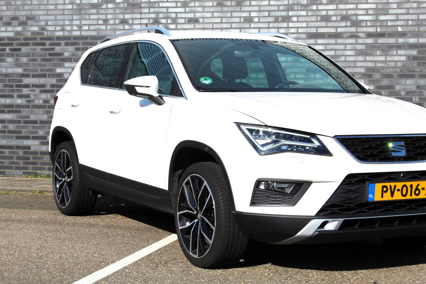 SEAT Ateca 1.4 EcoTSI Xcellence I TREKHAAK I CRUISE I LED I N Bianco - 2