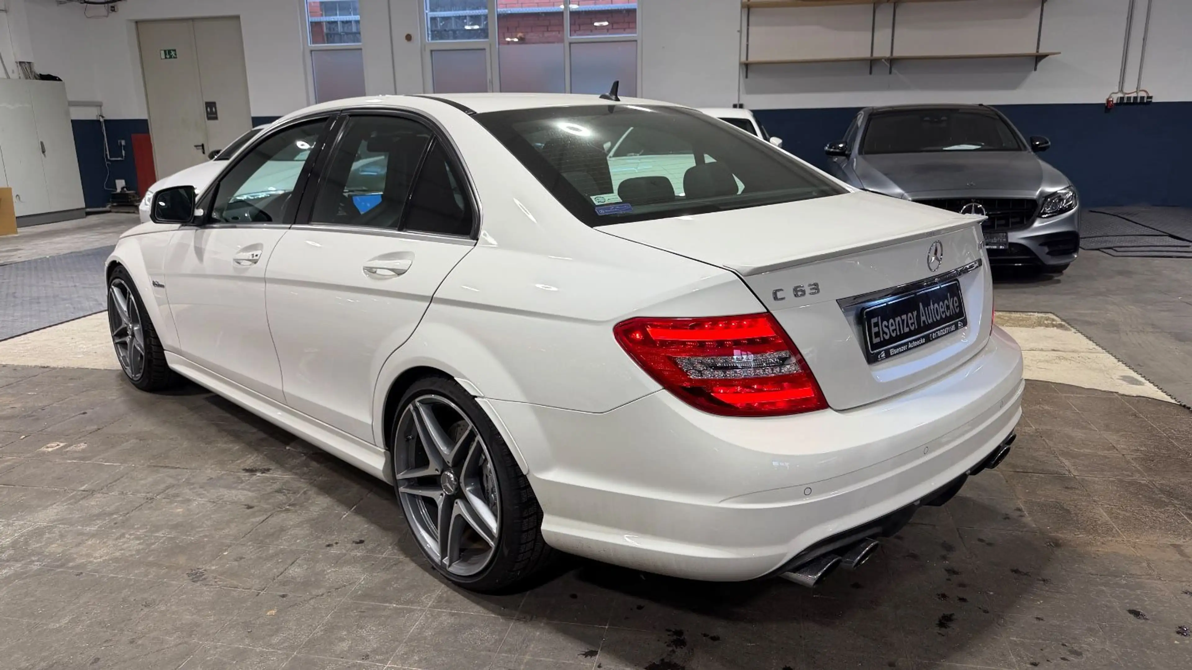 Mercedes-Benz C 63 AMG 6,2 Ltr. V8 H&K#MemorySitze#Kamera — photo 6