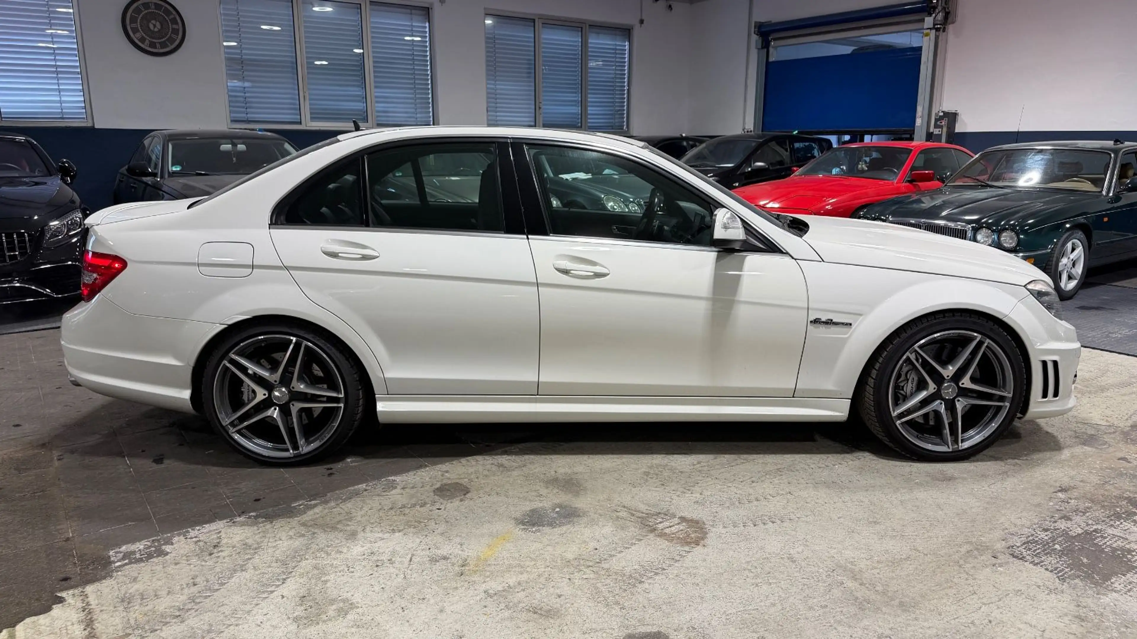 Mercedes-Benz C 63 AMG 6,2 Ltr. V8 H&K#MemorySitze#Kamera — photo 7