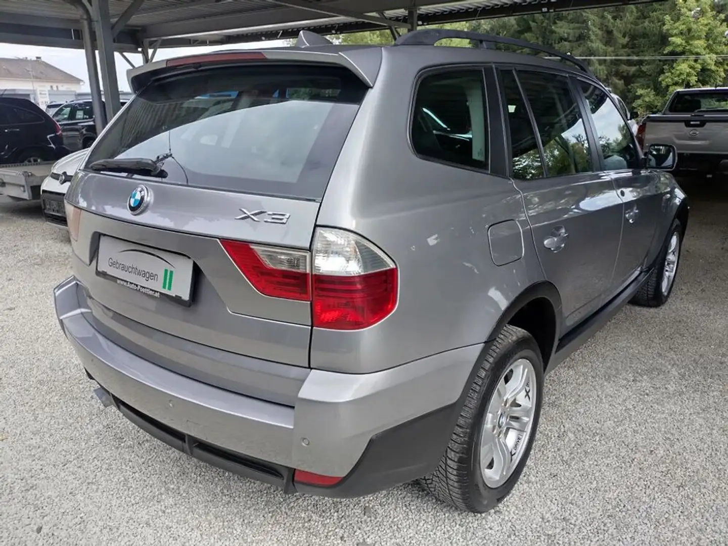 BMW X3 2.0d 2.Besitz! Viele Neuteile! Silber - 2