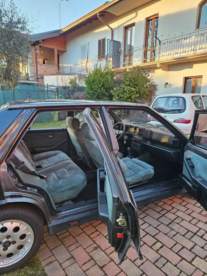 Lancia Delta 1.6 Turbo HF RST, foto 6