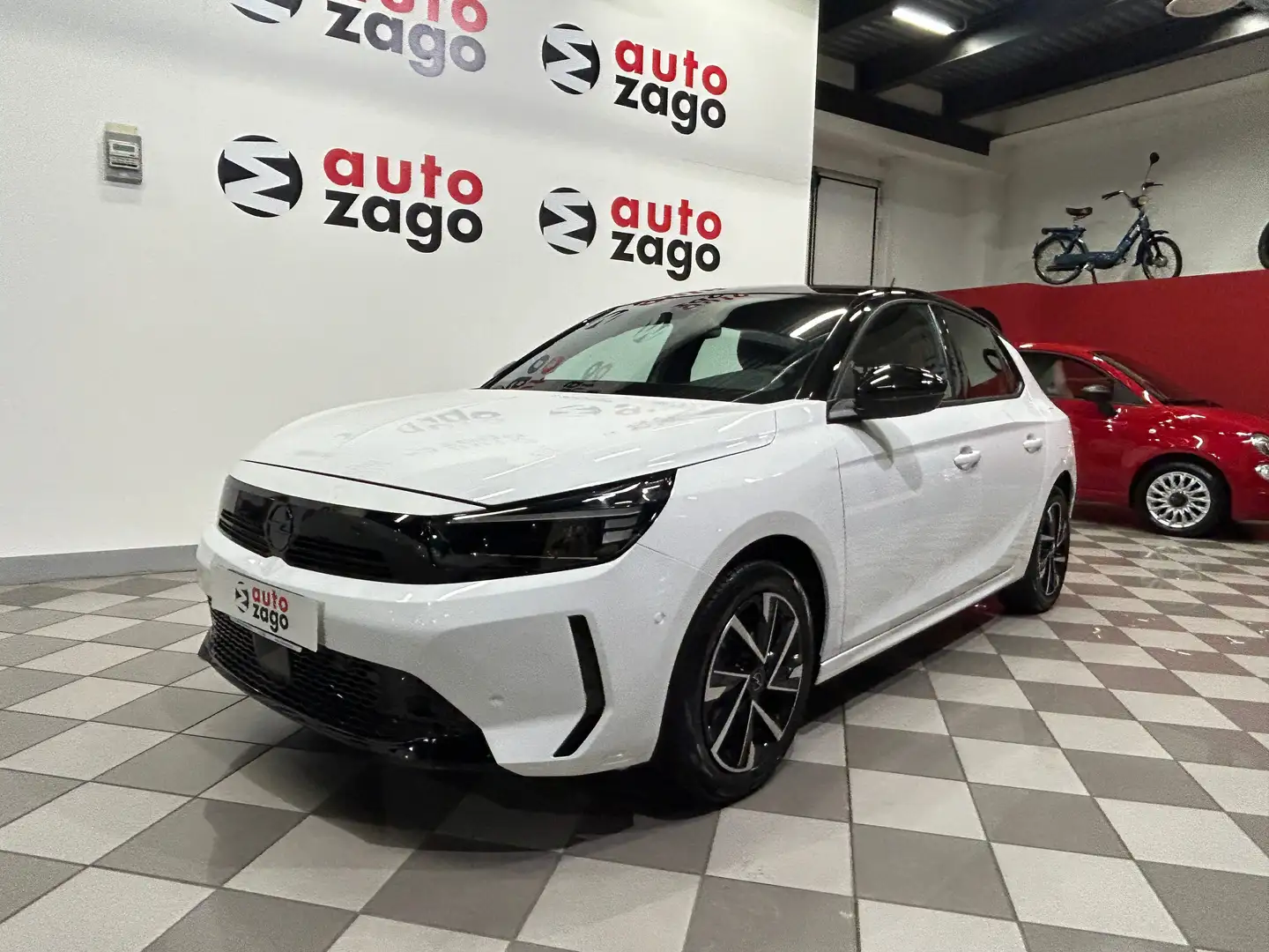 Opel Corsa 1.2 GS 75 CV 5 porte Blanc - 1