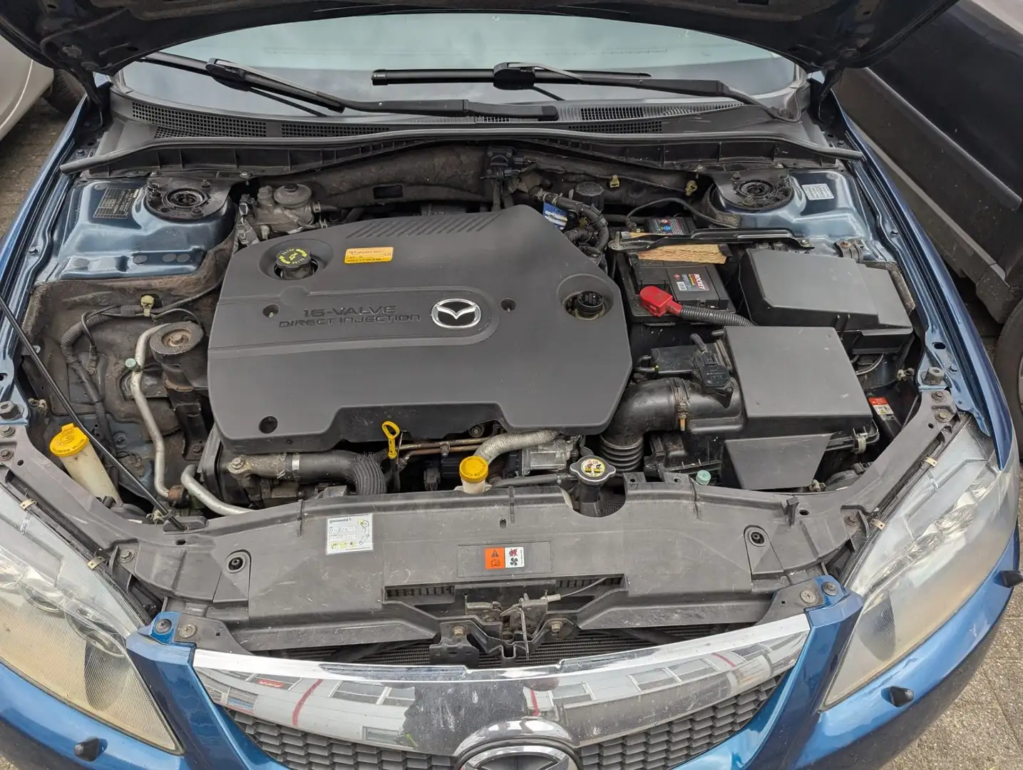 Mazda 6 Sport Kombi 2.0 CD DPF Top Blau - 2