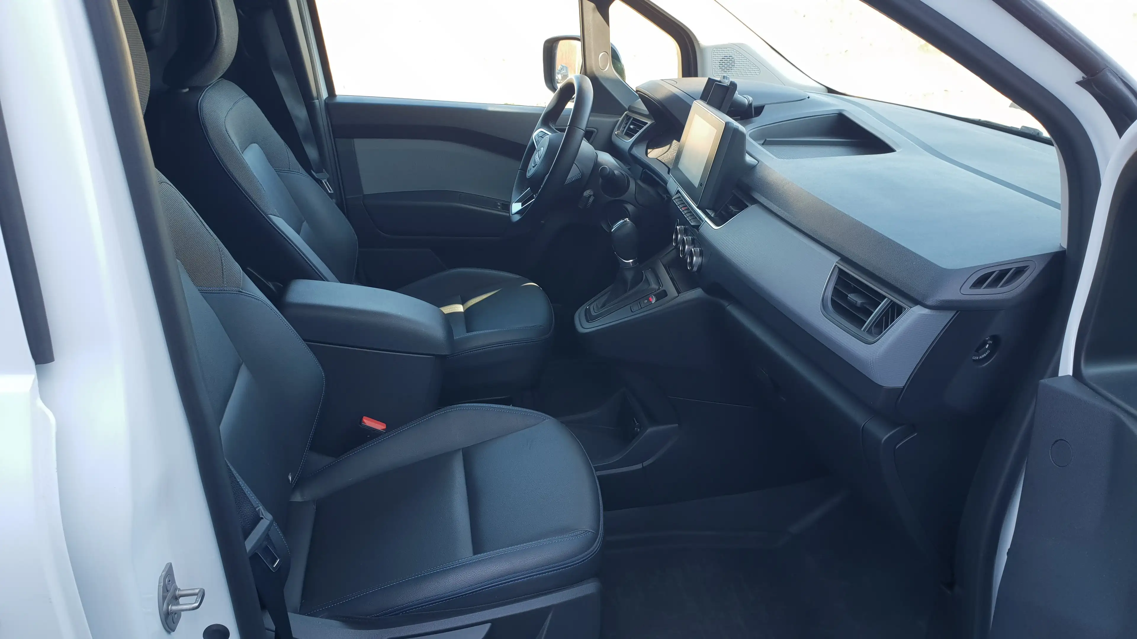 Nissan Townstar EV L1 2,2t N-Connecta-Option EV — photo 6