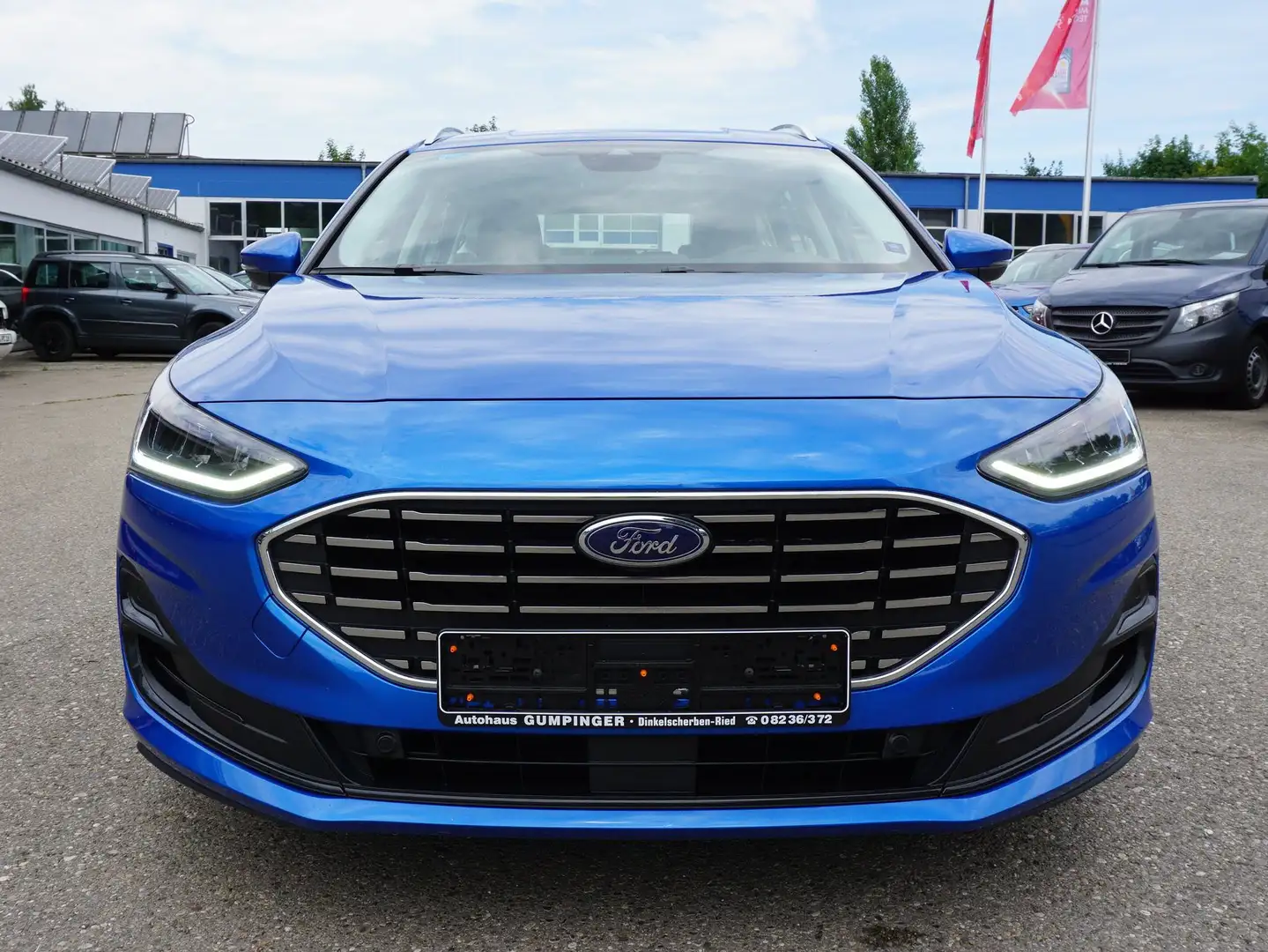 Ford Focus Turnier 1.5 EcoBlue Aut. TITANIUM !! Kamera !! DAB Blau - 2