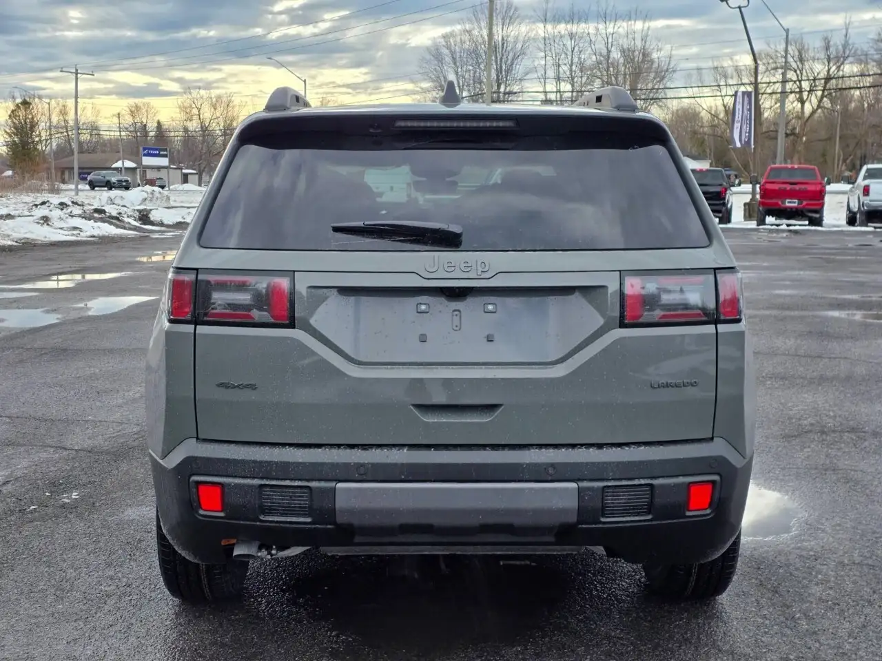 Jeep Cherokee снимка Jeep Cherokee