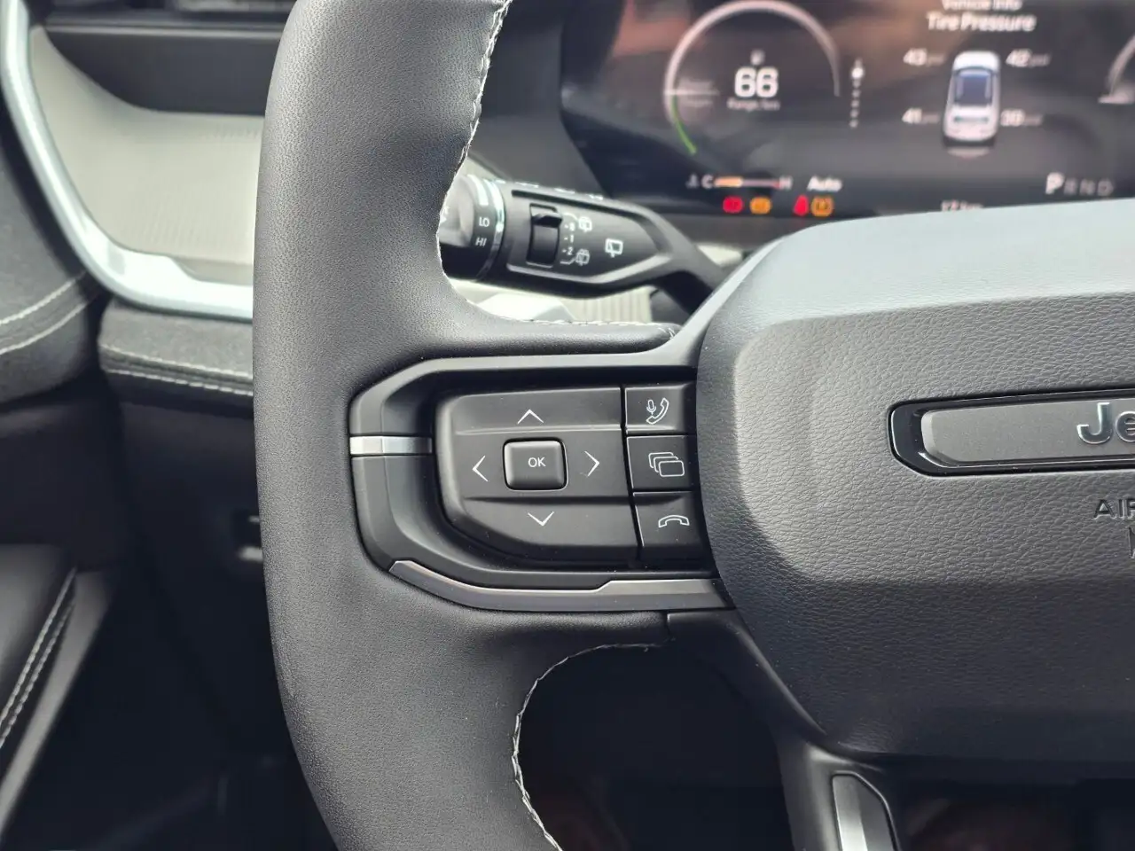 Jeep Cherokee снимка Jeep Cherokee
