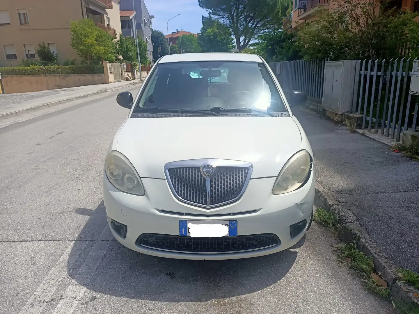 Lancia Ypsilon Ypsilon II 2007 1.3 mjt 16v Diva E5 Blanc - 1