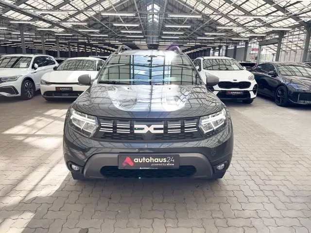 Dacia Duster view 2