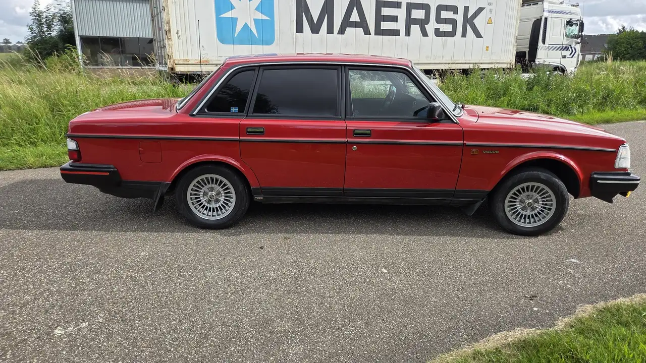 Volvo 240 DL, foto 9