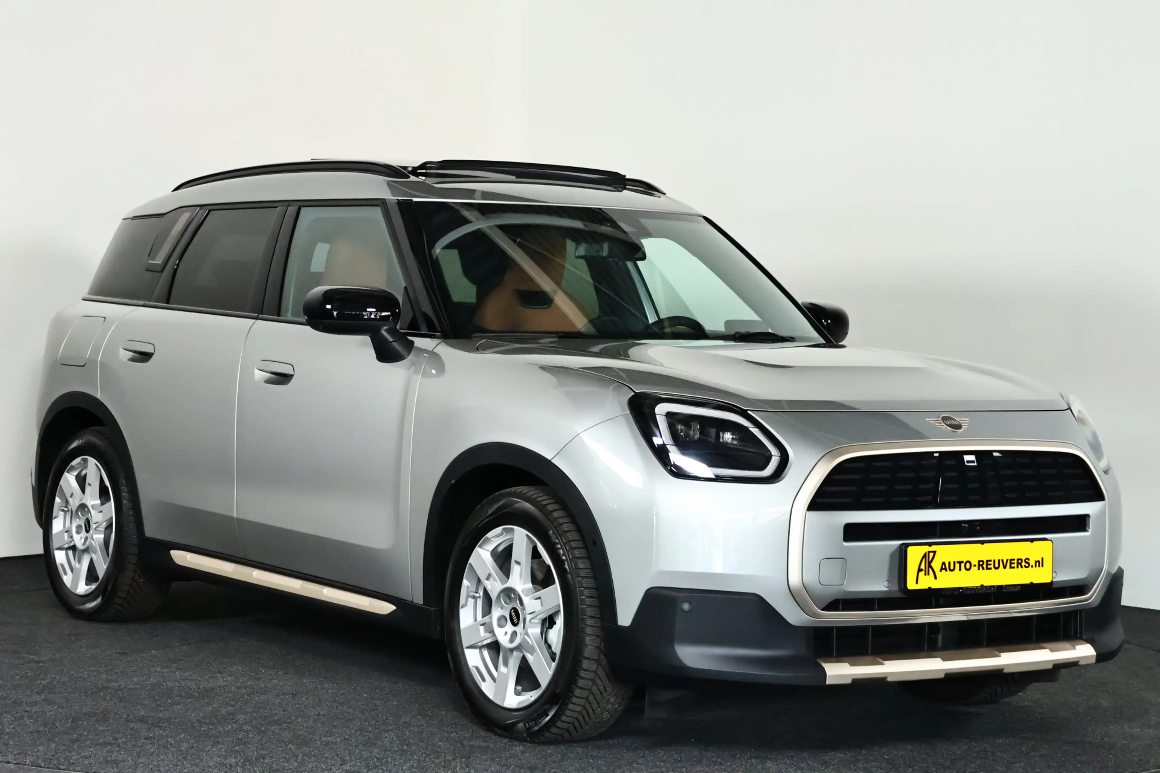 MINI Countryman E Favoured 66.5 kWh Panorama / Navi / CarPlay / ACC — photo 6