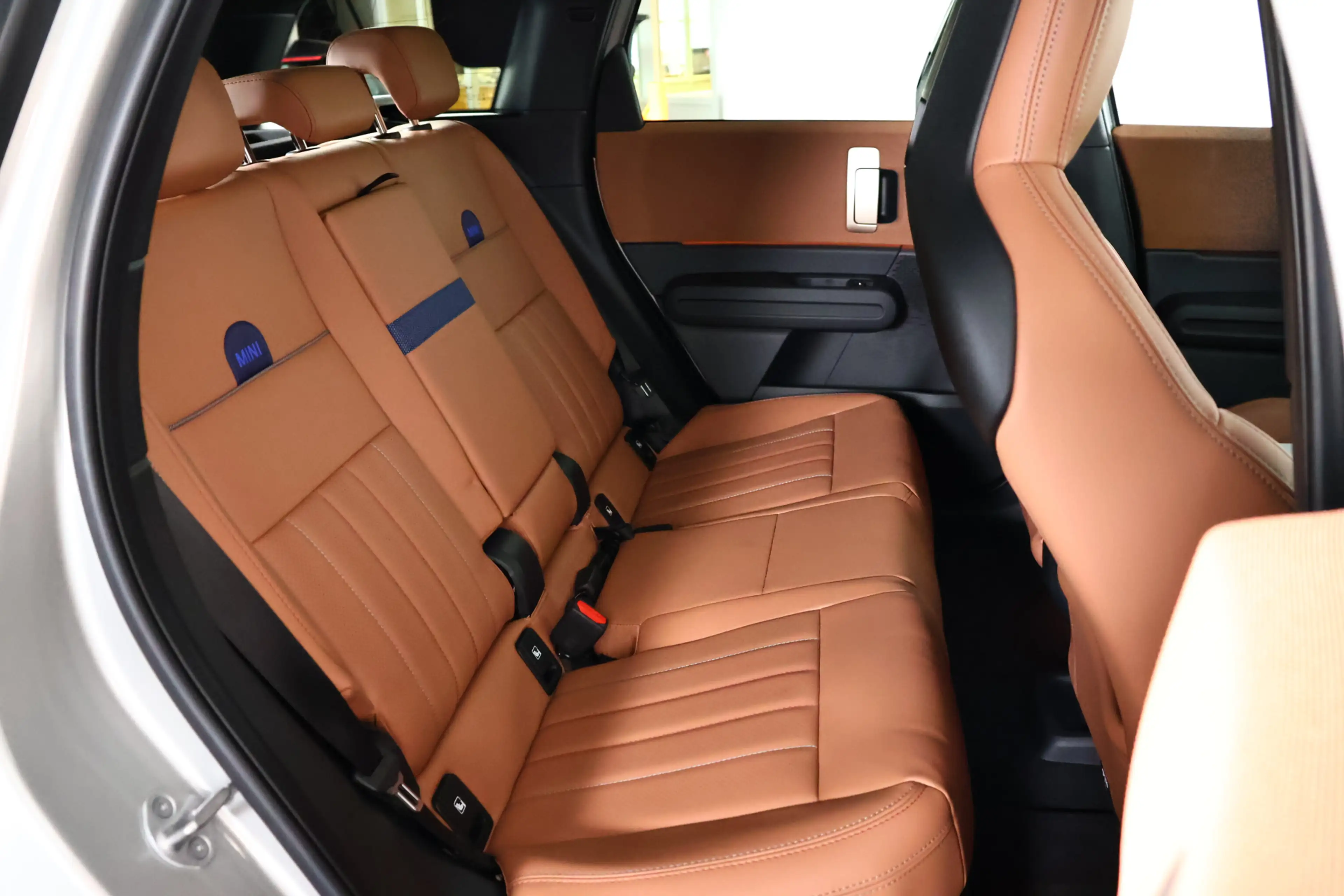 MINI Countryman E Favoured 66.5 kWh Panorama / Navi / CarPlay / ACC — photo 16